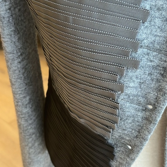 EUC Damask jacket - Picture 4 of 11